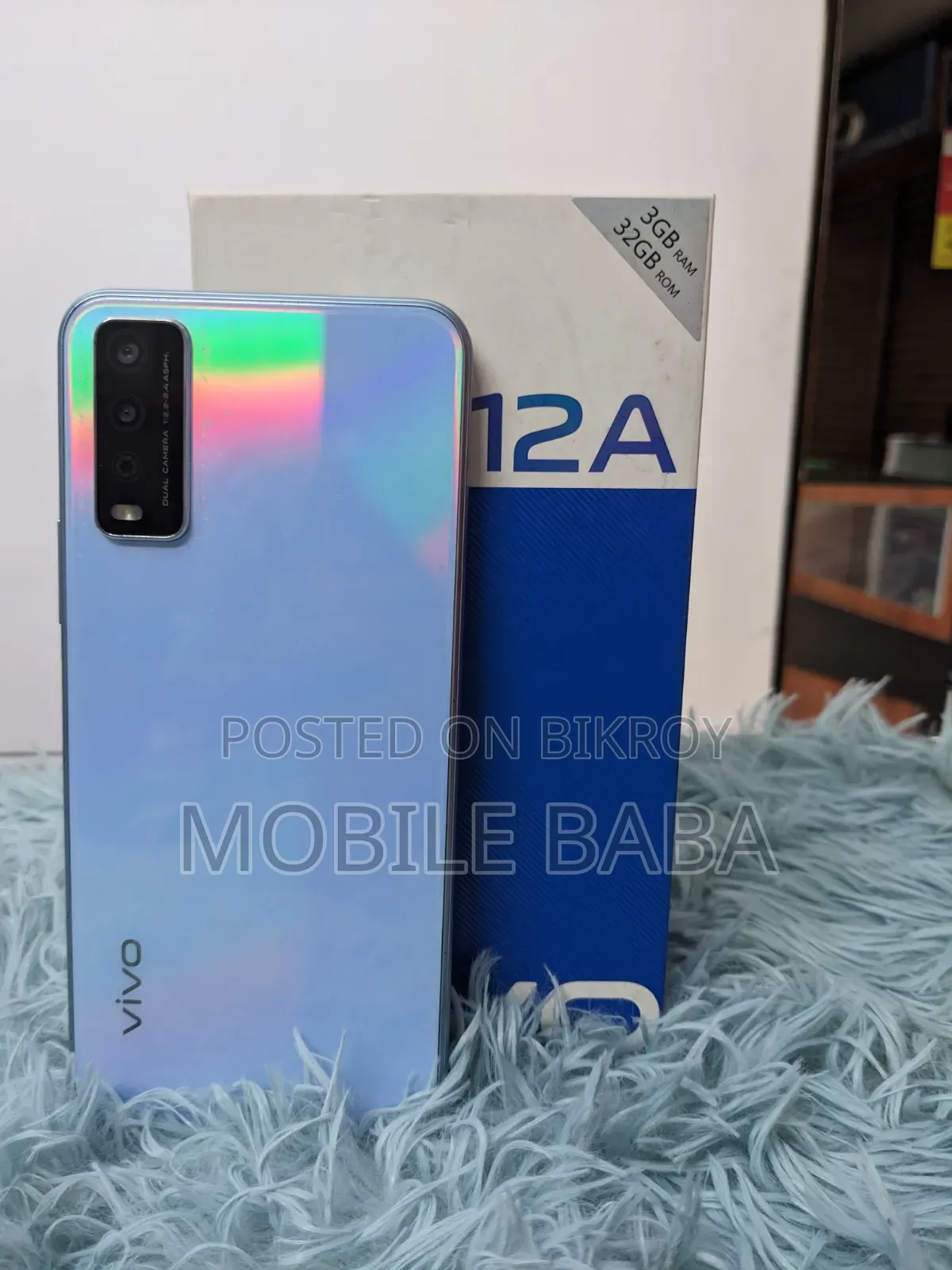 Vivo Y12 32 GB Blue
