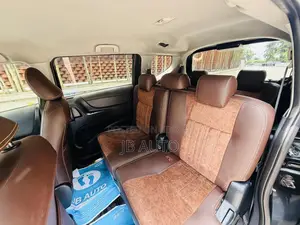 Toyota Sienta 1.5 Hybrid FWD (6-seater) 2016 Black