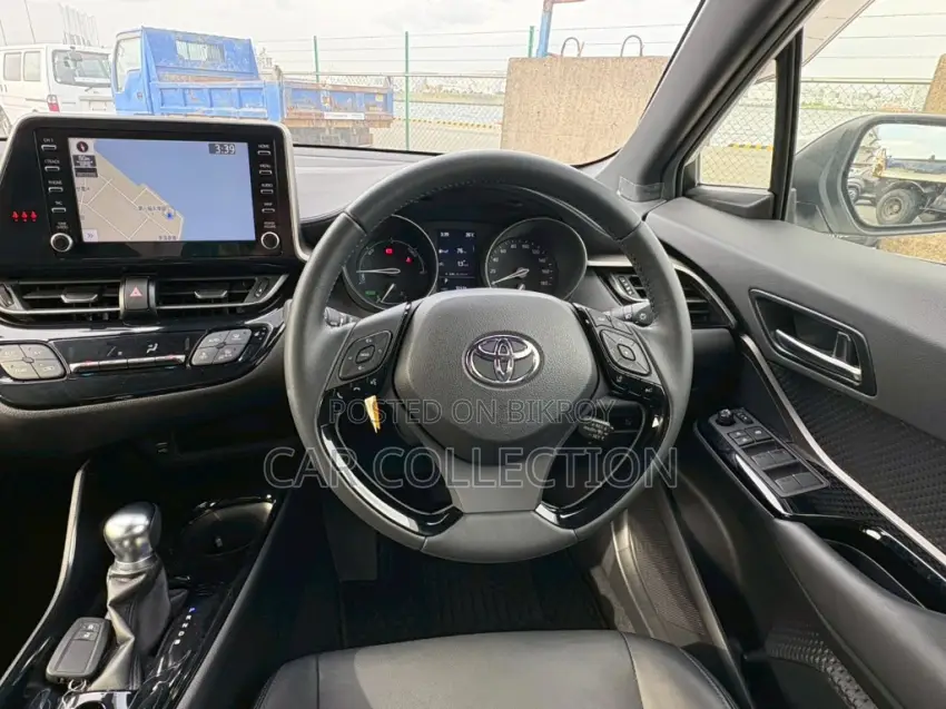 Toyota C-HR 2021 Pearl