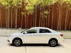 Toyota Premio 1.5 Front Wheel Drive 2016 Silver