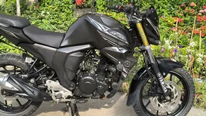 Yamaha FZ6 2024 Black