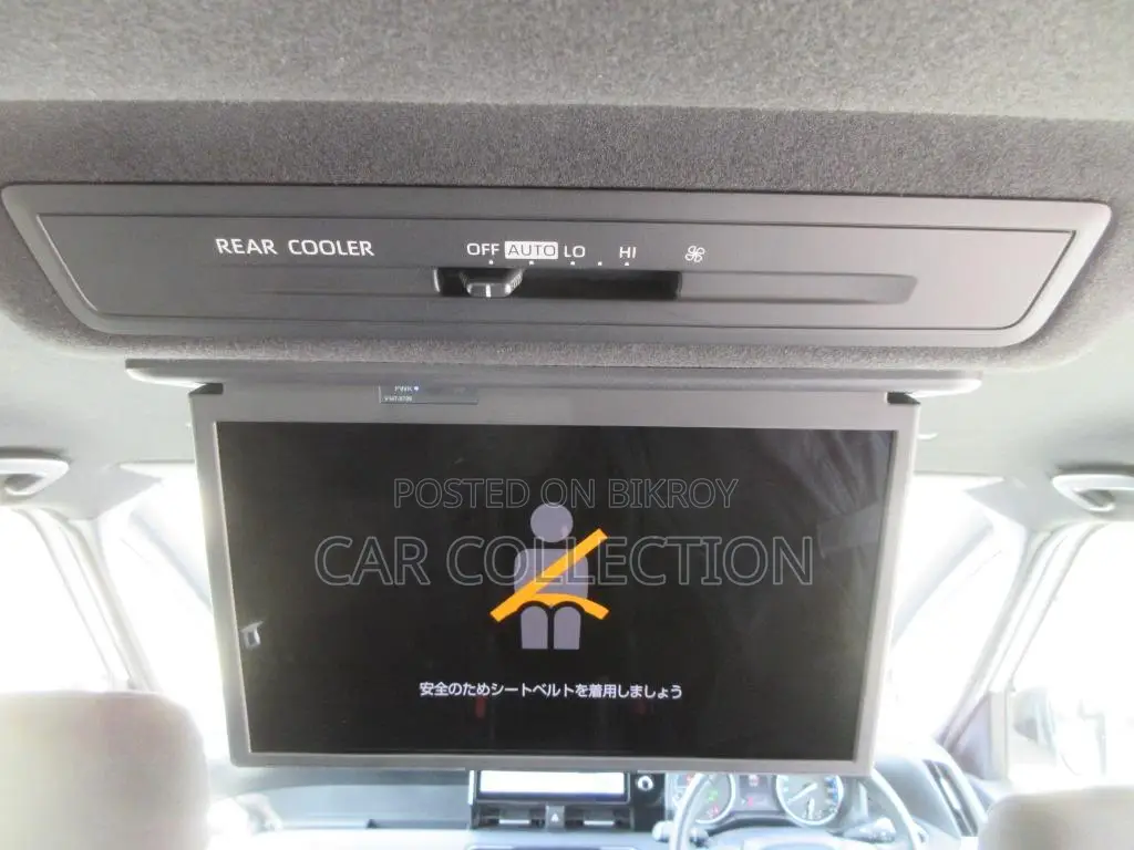 Toyota Noah 2023 Pearl