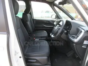 Toyota Noah 2023 Pearl