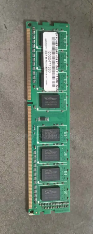 DDR 3 4 GB RAM