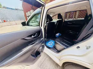 Nissan X-Trail 2.0 Hybrid AWD 2018 Pearl