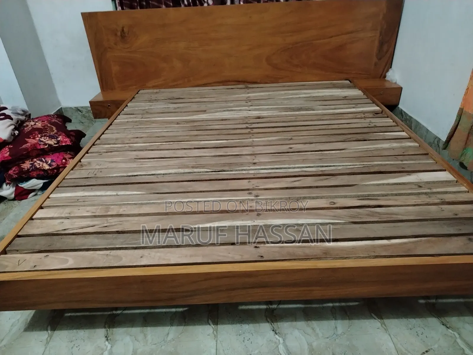 Floating Bed