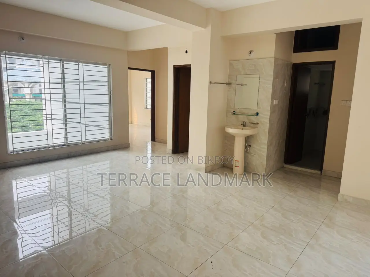 3-Bedroom Apartment in Basundhara for sale