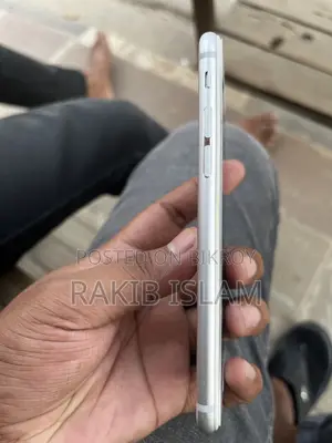 অ্যাপল আইফোন ৬ ৬৪ জিবি সাদা
