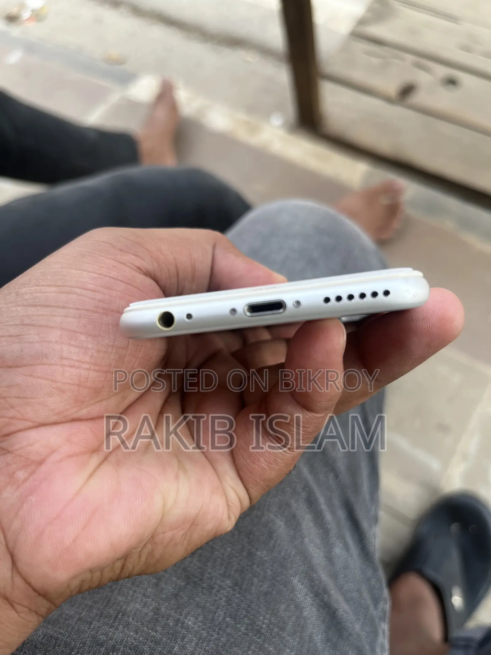 অ্যাপল আইফোন ৬ ৬৪ জিবি সাদা