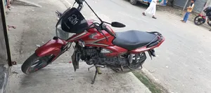 Honda CB 2017 Red