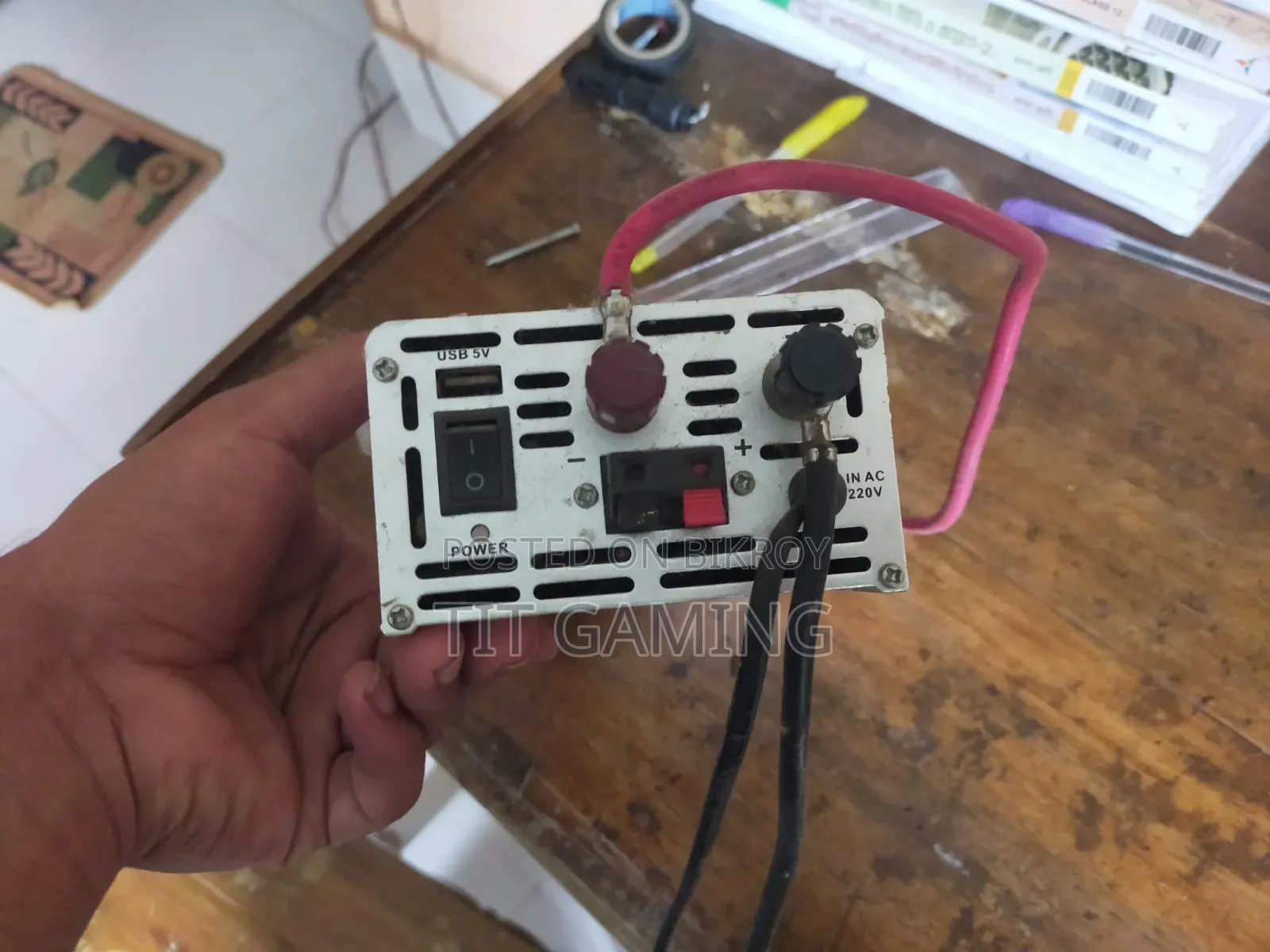 Yongfa 4 In1 1000w Solar Inverter+ Bettery Charger + Auto Cut Off Ups