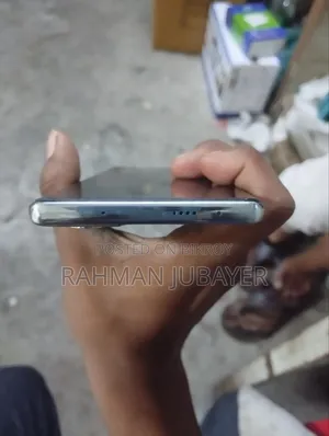 টেকনো ক্যামন ৪০ প্রো ৪জি ২৫৬ জিবি