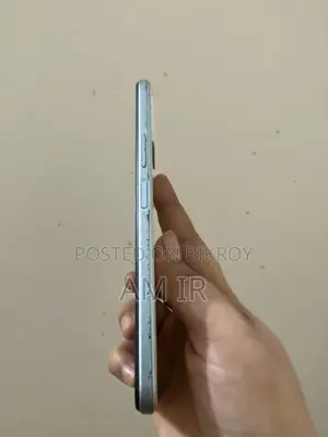 Vivo Y21 64 GB White