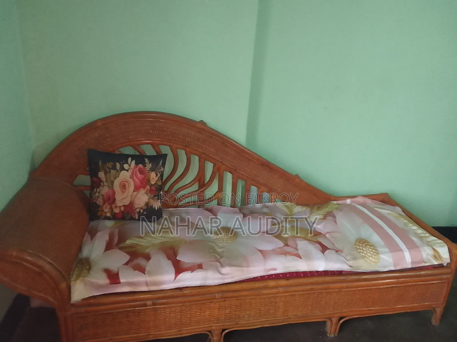 Divan + Sofa