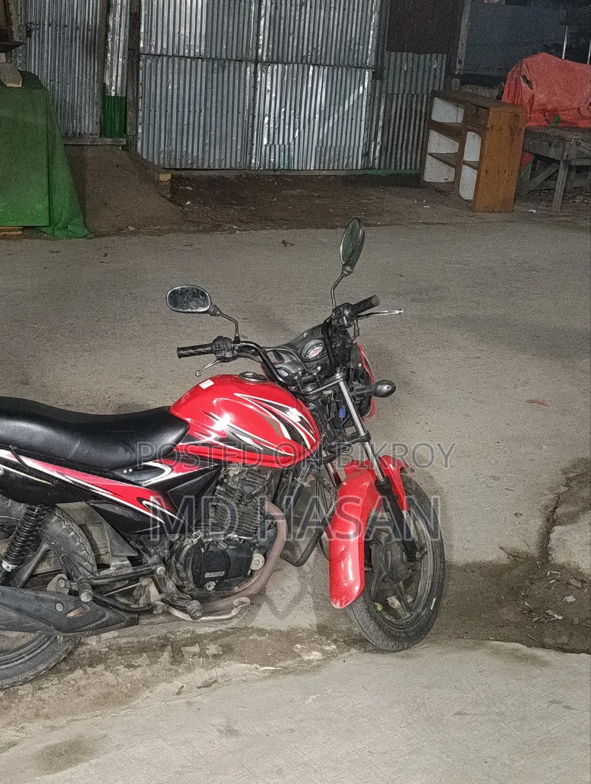 Suzuki Hayate 2018 Red