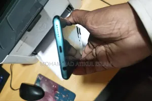 Infinix Hot 20i 64 GB Green