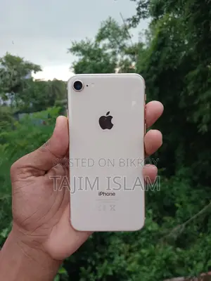 Apple iPhone 8 64 GB Gold