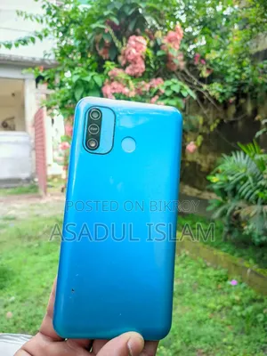 Symphony i73 32 GB Green
