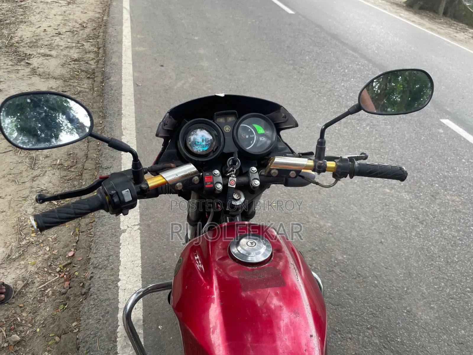 Yamaha 2006 Red