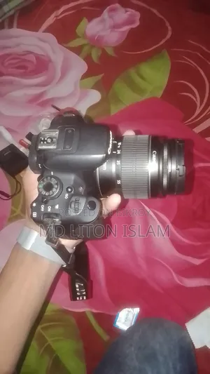 700d New Condition DSLR Camera