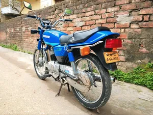 Suzuki AX4 2004 Blue