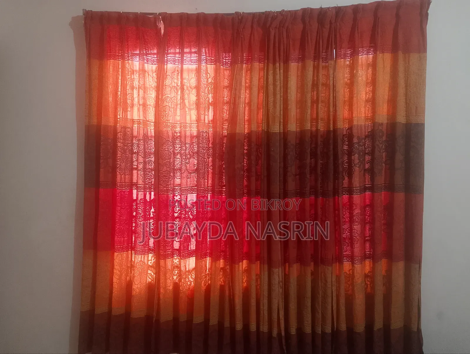 ব্যবহৃত পর্দা