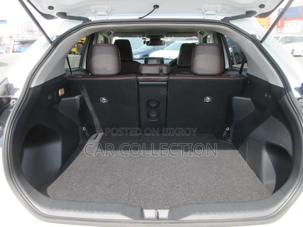 Toyota Yaris Cross 2022 Pearl