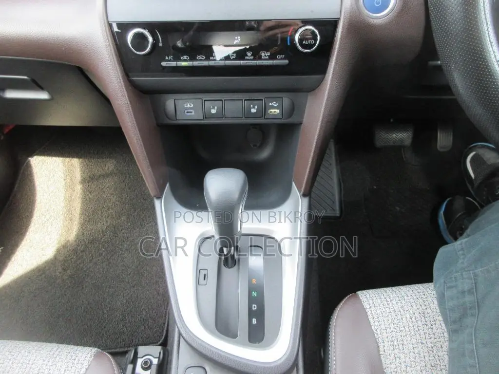 Toyota Yaris Cross 2022 Pearl