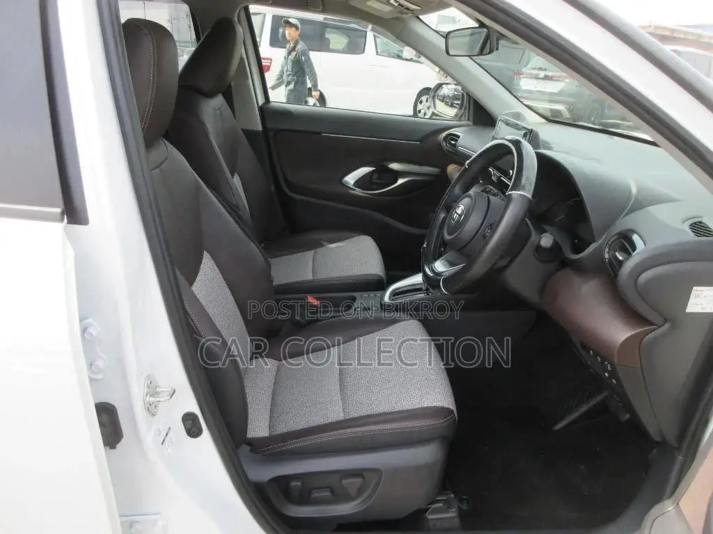 Toyota Yaris Cross 2022 Pearl