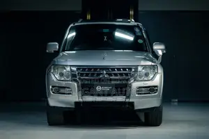 Mitsubishi Pajero Super Exceed 2006 Silver