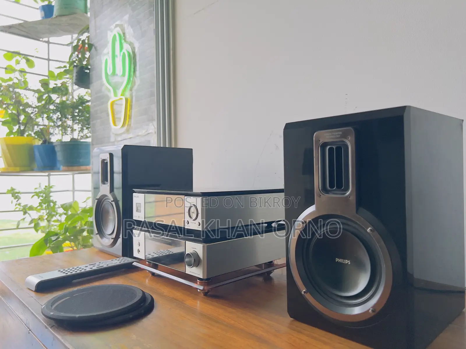 Phillips Bookshelf Sound System Price Almost Fixed.
