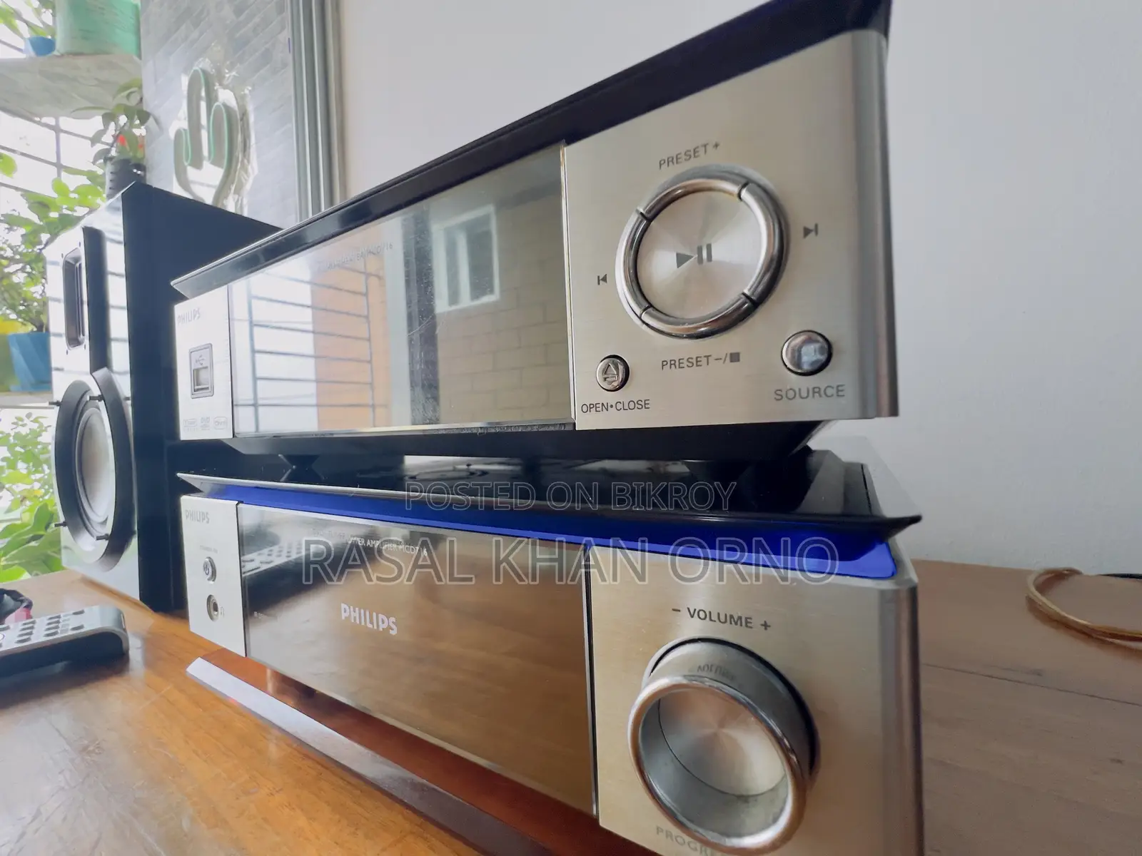 Phillips Bookshelf Sound System Price Almost Fixed.