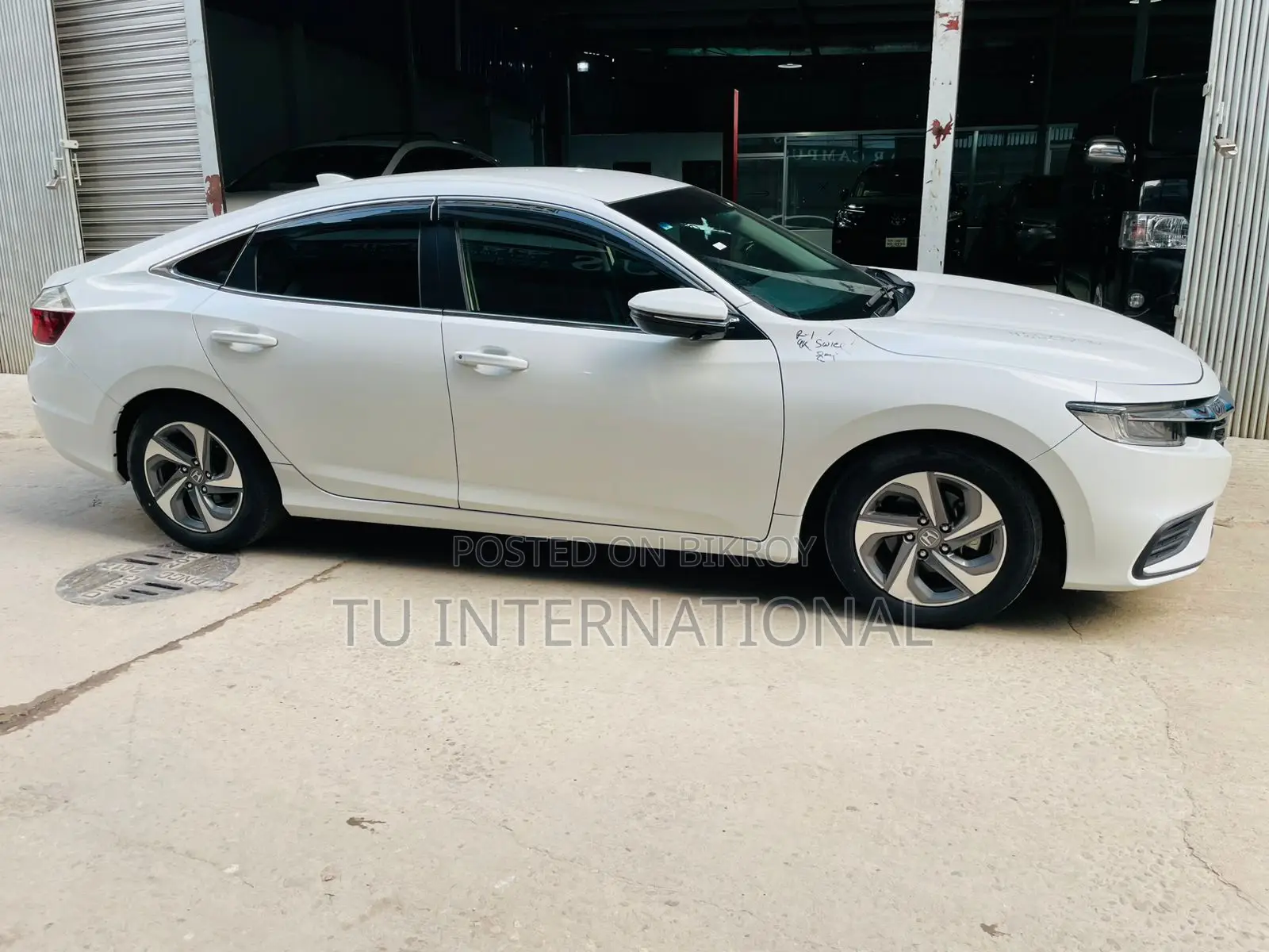 Honda Insight LX 2021 White