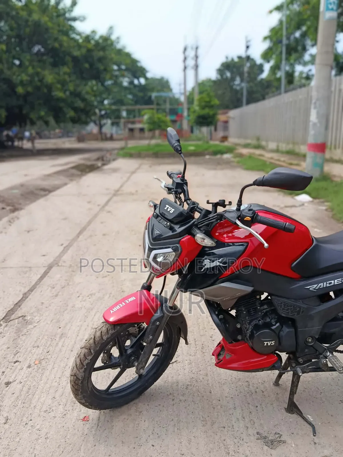 TVS Raider 125 2022 Red