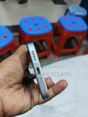 New iQOO 11 256 GB White