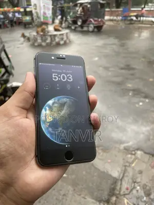 অ্যাপল আইফোন ৮ ১২৮ জিবি কালো