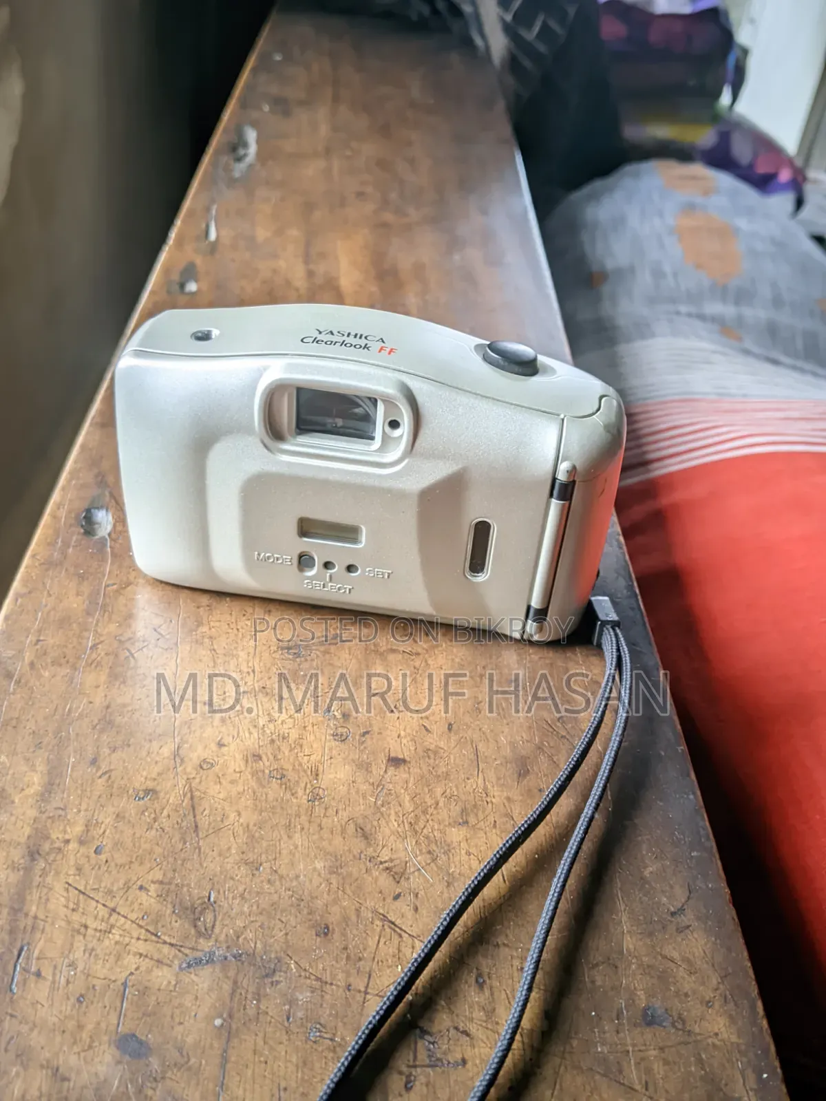 Vintage Yashica Clearlook Ff 35mm Film Camera
