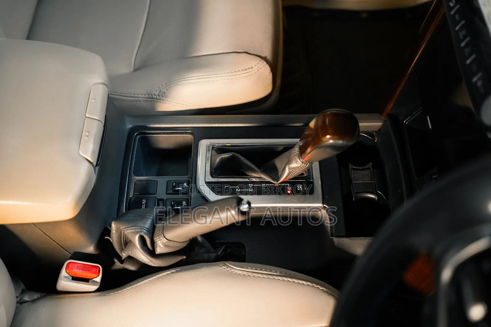 Toyota Land Cruiser Prado 2014 Pearl
