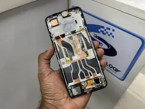 অরিজিনাল রিয়েলমি জিটি নিও২ ডিসপ্লে
