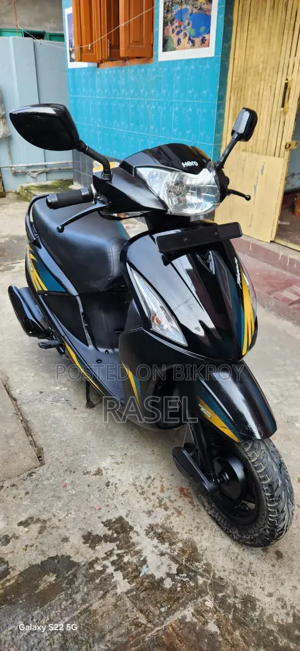হিরো প্লেজার ২০২০ কালো