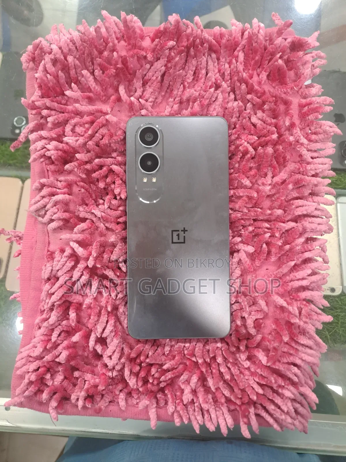 ওয়ানপ্লাস নর্ড সিই৪ লাইট ২৫৬ জিবি কালো