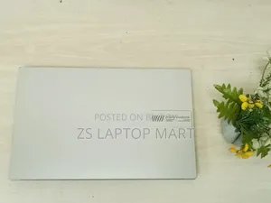 Laptop Asus Vivobook 16 8GB AMD Ryzen 5 SSD 512GB