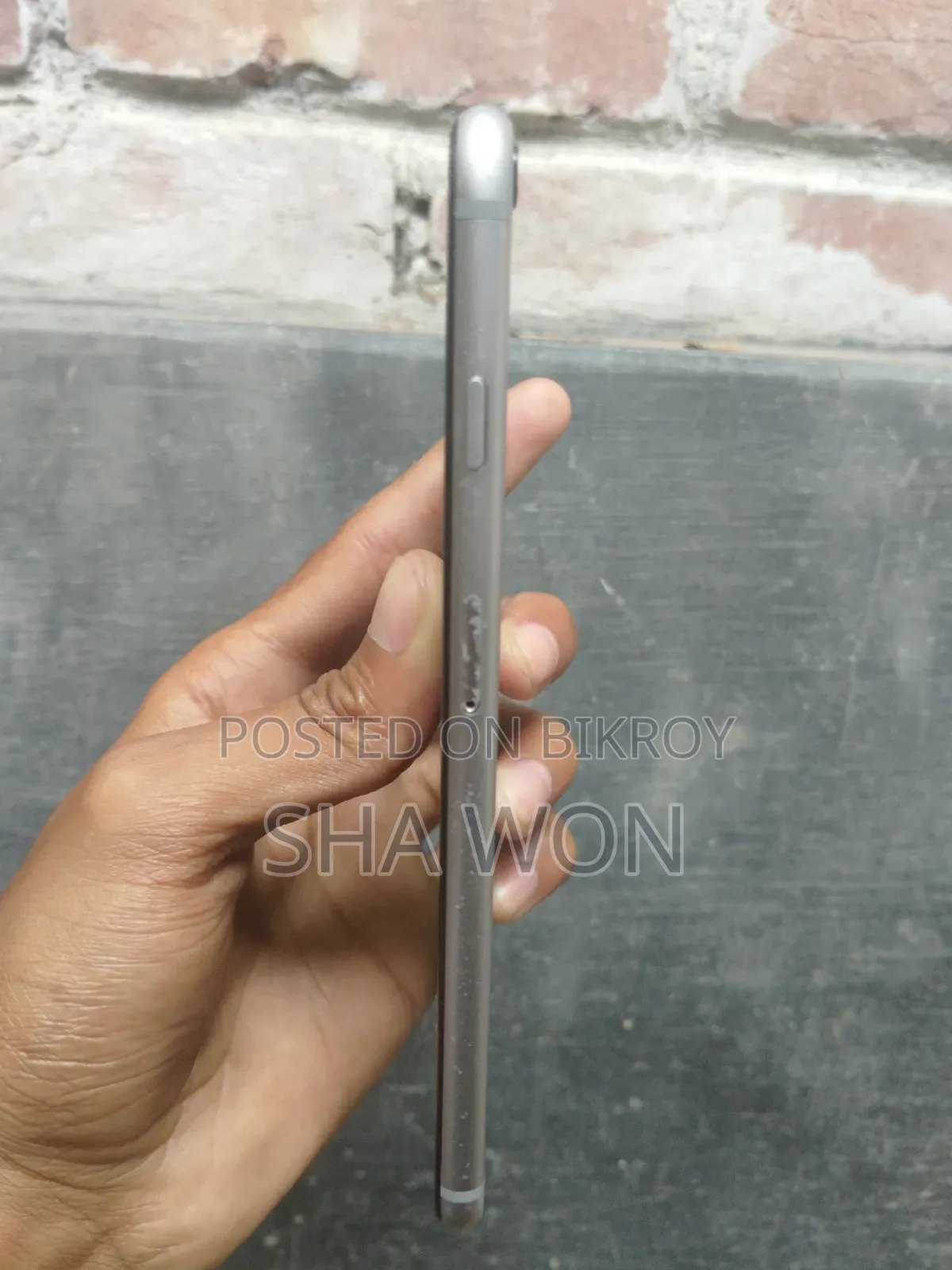 অ্যাপল আইফোন ৬এস প্লাস ৬৪ জিবি হোয়াইট