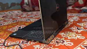 Laptop Dell Inspiron 15 8GB Intel Core I5 HDD+SSD 512GB