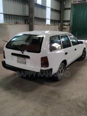 Toyota Corolla 2000 White