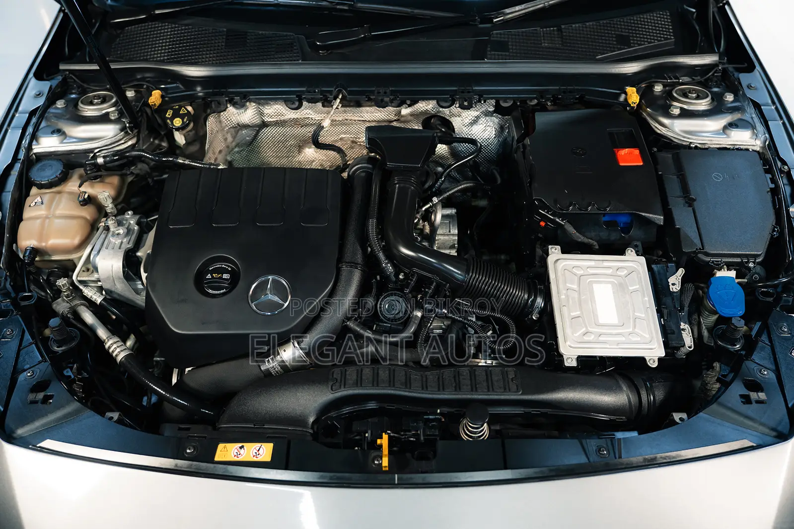Mercedes-Benz CLA-Class CLA 200 Sedan 2020 Gray