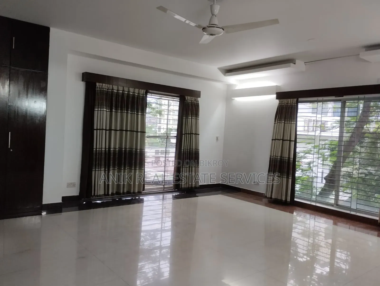 4-bedroom Apartment in Anik Real Estate, Gulshan for rent