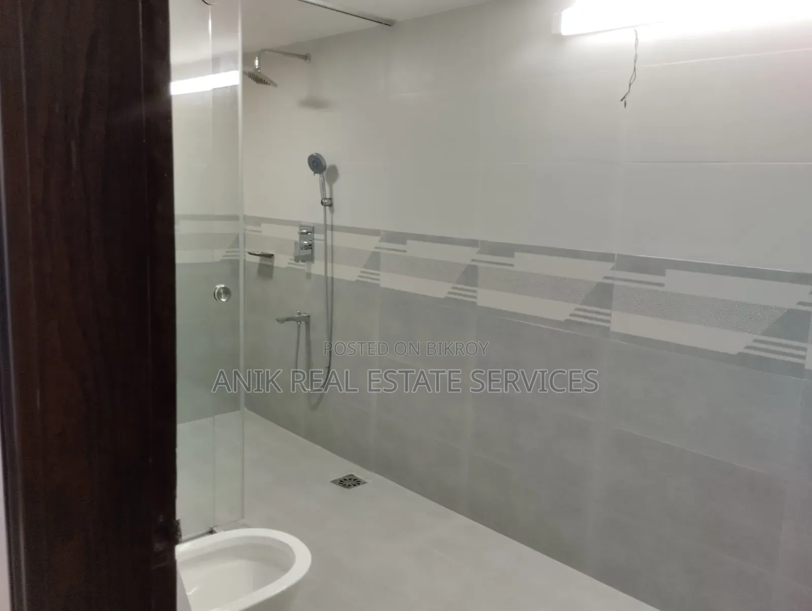 4-bedroom Apartment in Anik Real Estate, Gulshan for rent