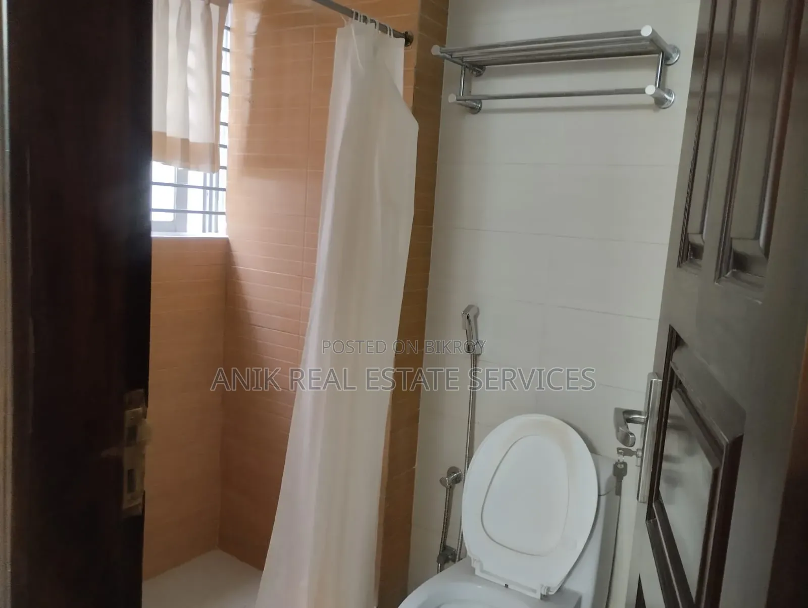 4-bedroom Apartment in Anik Real Estate, Gulshan for rent