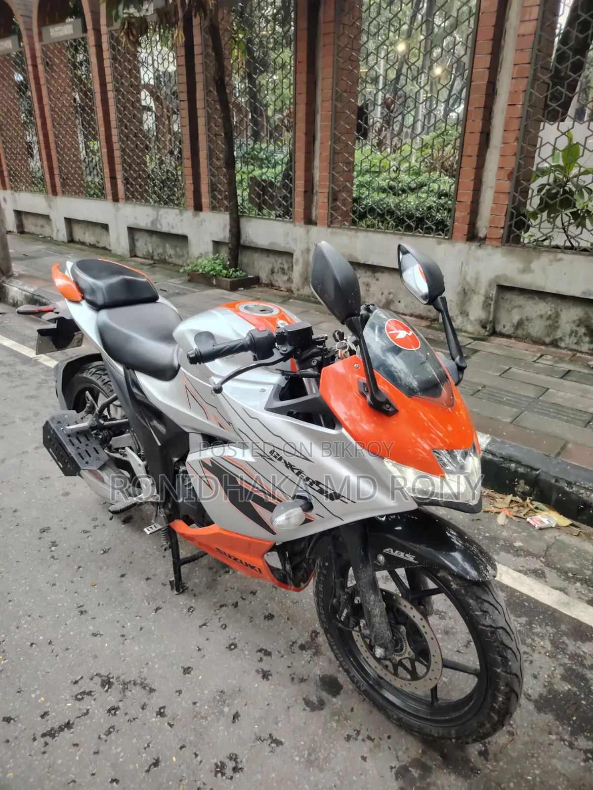 সুজুকি জিক্সার এফআই এবিএস ২০২৪ কমলা
